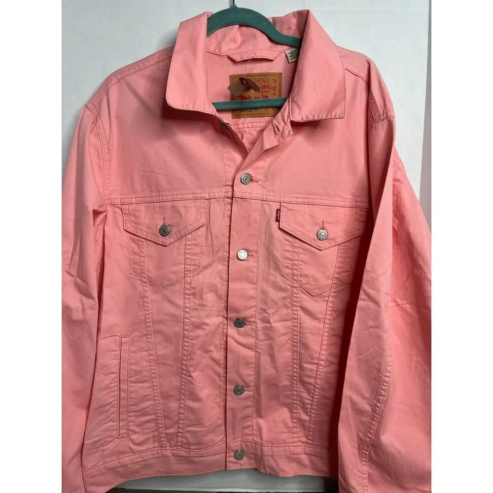 Levi's NWT Vintage Fit Trucker Pink Denim Jacket Size XL Travel Casual FLAWS